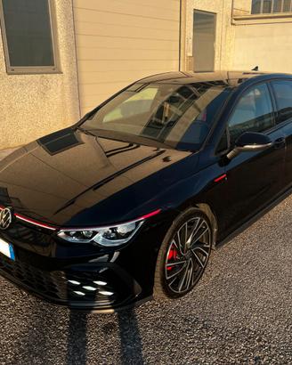 Golf 8 GTI PERFETTA MATRIX
