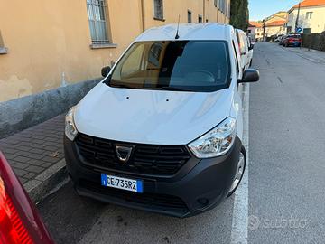 Dacia dokker  van