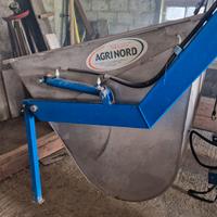 Benna in acciaio per carico e scarico