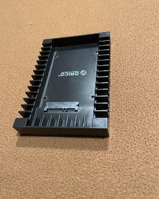 Adattatore SSD Orico da 2.5" a 3.5" SATA alluminio