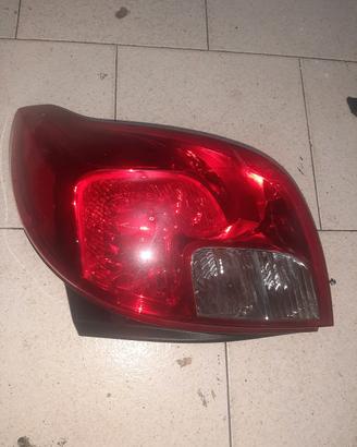 faro post  dx opel MOKKA