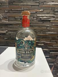 Bottiglia vuota Rum