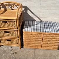 cassettiera e cesta in vimini e bambù