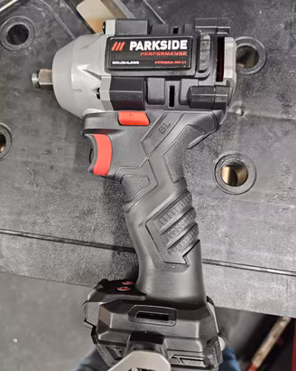 avvitatore parkside performance  da 226nm 