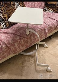 Tavolino bianco  di qualità da divano