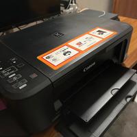 Stampante Canon PIXMA con Wi-Fi