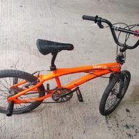 bicicletta  BMX 20