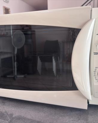 Microonde + grill Whirpool modello M129