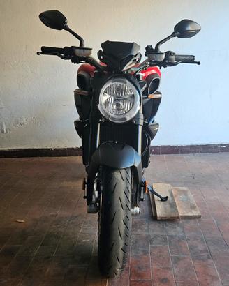 mv agusta brutale  800