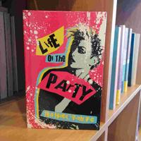 Libro in lingua inglese LIFE OF THE PARTY