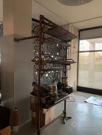 Libreria Vintage con Pezzi di treno