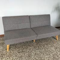 Divano letto   stile moderno come nuovo