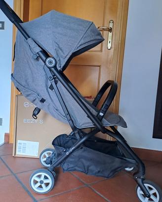 Passeggino leggero Cybex Gold Eezy S - come nuovo