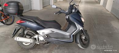 Scooter Yamaha XMAX 250