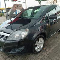 Opel Zafira del 2011 GPL + gancio traino 