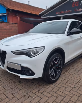 Alfa Romeo Stelvio 2.2 210 CV AT8 Q4 Ti Veloce