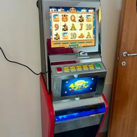 Slot machine multigioco