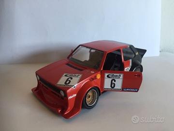 Volkswagen Golf GTI 1/24 in buono stato