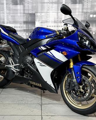 Yamaha YZF R1