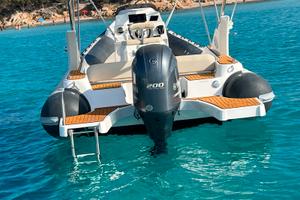 Master GP 699 - Yamaha 200cv