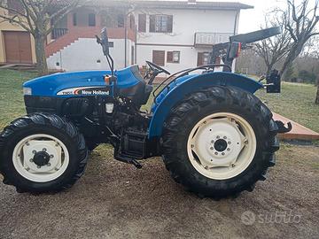 Trattore New Holland TN55 DT