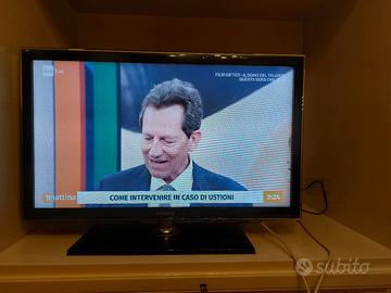 TV SAMSUNG 32" no smart RITIRO su Roma 