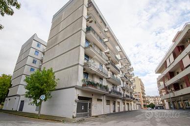 AUTORIMESSA A GIOIA DEL COLLE