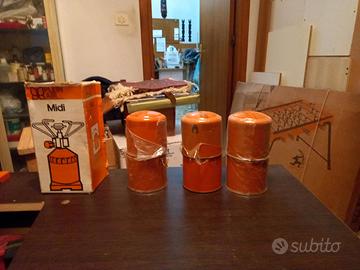 lanterna da campeggio+ fornello +sei ricariche gas