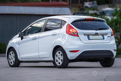 Ford Fiesta Titanium 2010 GPL full optional