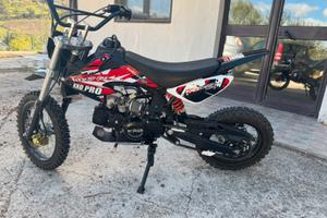 Pit bike