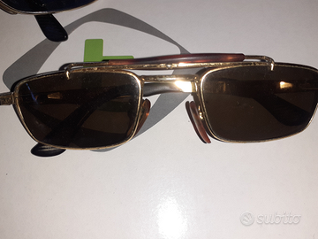 2 paia di occhiali sting