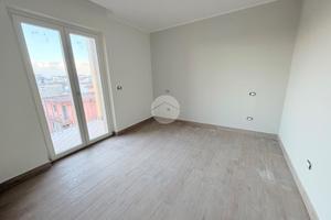 3 LOCALI A MUGNANO DI NAPOLI