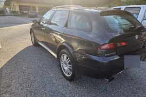 ALFA ROMEO CROSSWAGON  Q4 