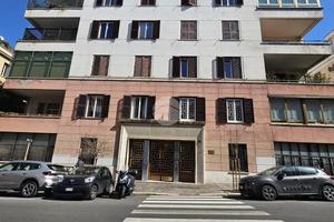 2 LOCALI A ROMA