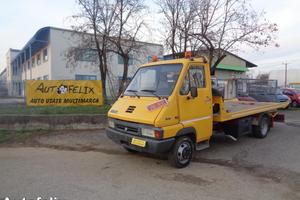 carroattrezzi scarrabile isoli radiocomando leggi