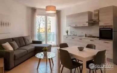 BILOCALE con BALCONE- TORRE ANGELA