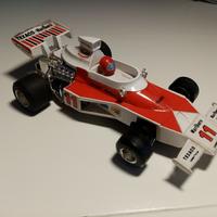 Polistil McLaren Ford M23B serie Evolution 