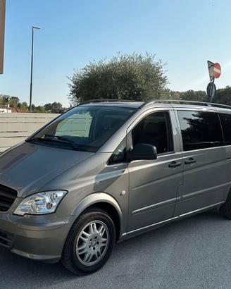 Mercedes Vito 2.2 9 posti gancio