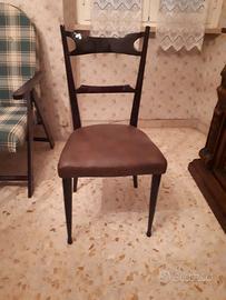 Sedie imbottite color marrone scuro