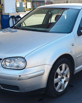 VW Golf IV 1.9 TDI 101 CV - 5 porte Comfortline