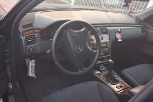 Mercedes E220
