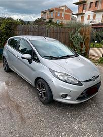 Ford fiesta per pezzi di ricambio
