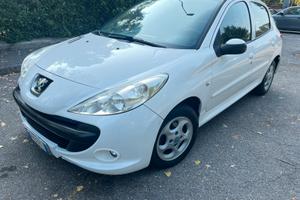 Peugeot 206+ 1.1 benzina Euro5 - 124.000KM