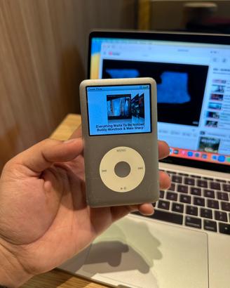 Apple iPod Classic 7ª Gen 160GB – Argento