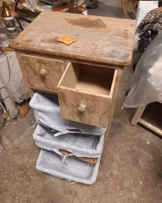 in legno porta articoli 
