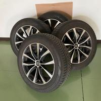 4 RUOTE TOYOTA RAV4 con PNEUMATICI INVERNALI