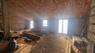 Appartamento di 120 m² con 1 locale e box auto a P