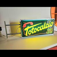 Insegna luminosa bifacciale Totocalcio