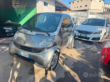Smart ForTwo 800 coupé pure cdi