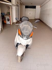 BURGMAN 150CC  TUTTO IN REGOLA  ANNO 2002/03
